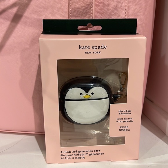 Kate Spade New York Penguin AirPods Silicon Tech Accessorie - Picture 8 of 16